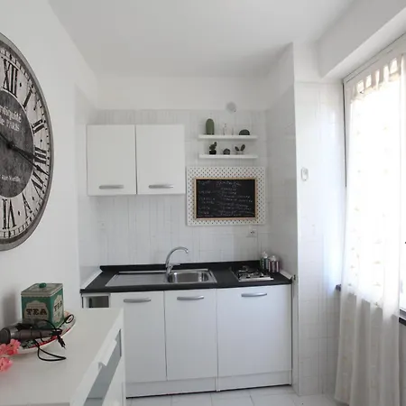 Jungle Bed & Breakfast 4*