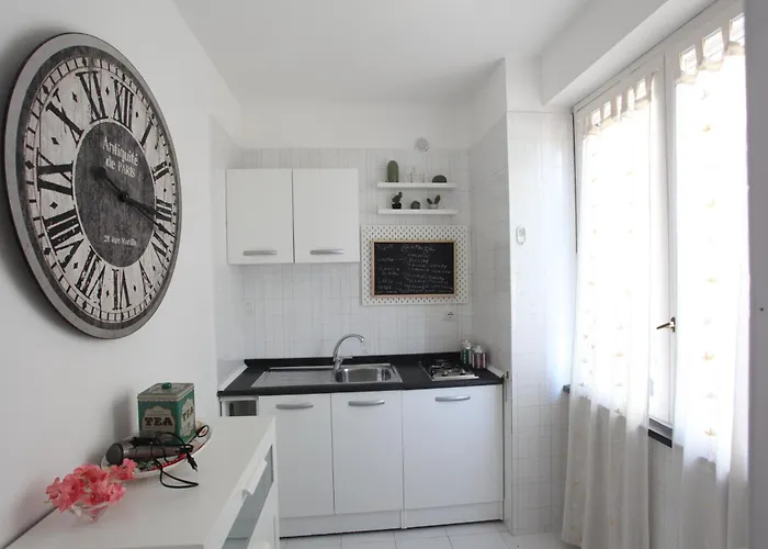 Jungle Bed & Breakfast 4*