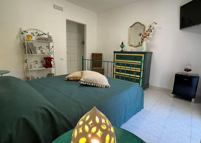 Jungle Bed & Breakfast